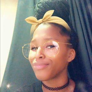 Meet your Posher, Equality